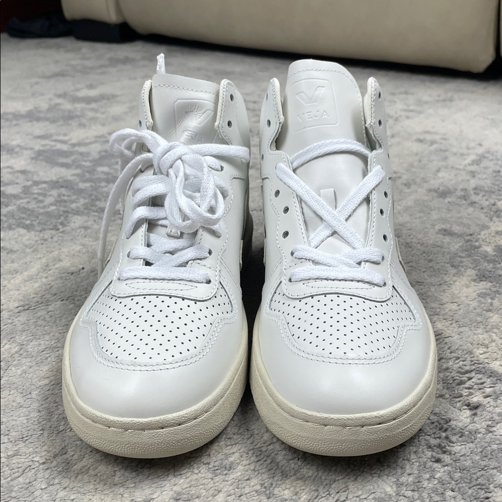 NIB Veja V 15 White Leather High Top Sneakers Womens Sz 8 - Picture 7 of 14
